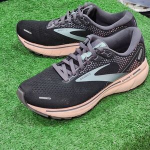 BROOKS GHOST 14  - Women's Sneakers - SIZE 8.5B